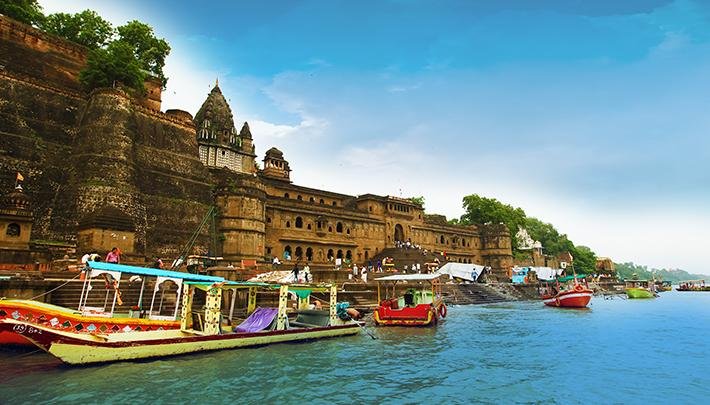 Tour Package Omkareshwar & Maheshwar